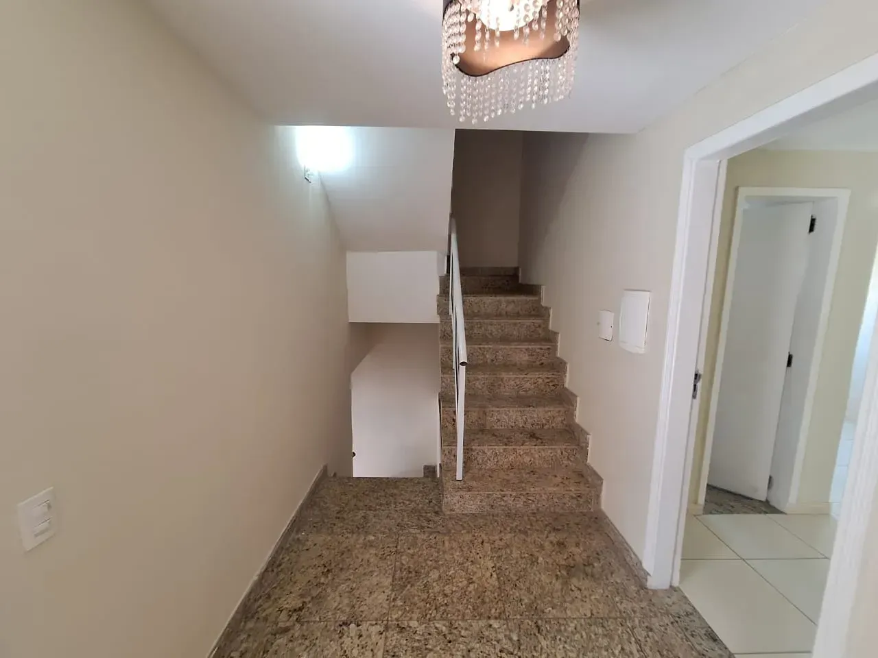Casa em condomínio fechado com 4 quartos e 3 suítes — photo 26