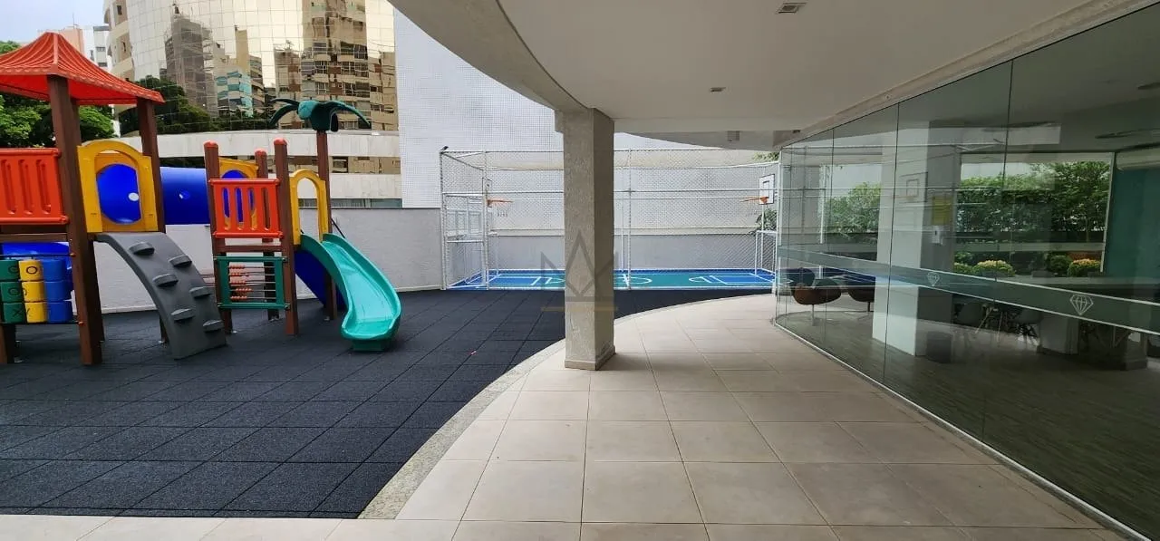 Departamento con ventanales de piso a techo en Florianópolis — photo 51