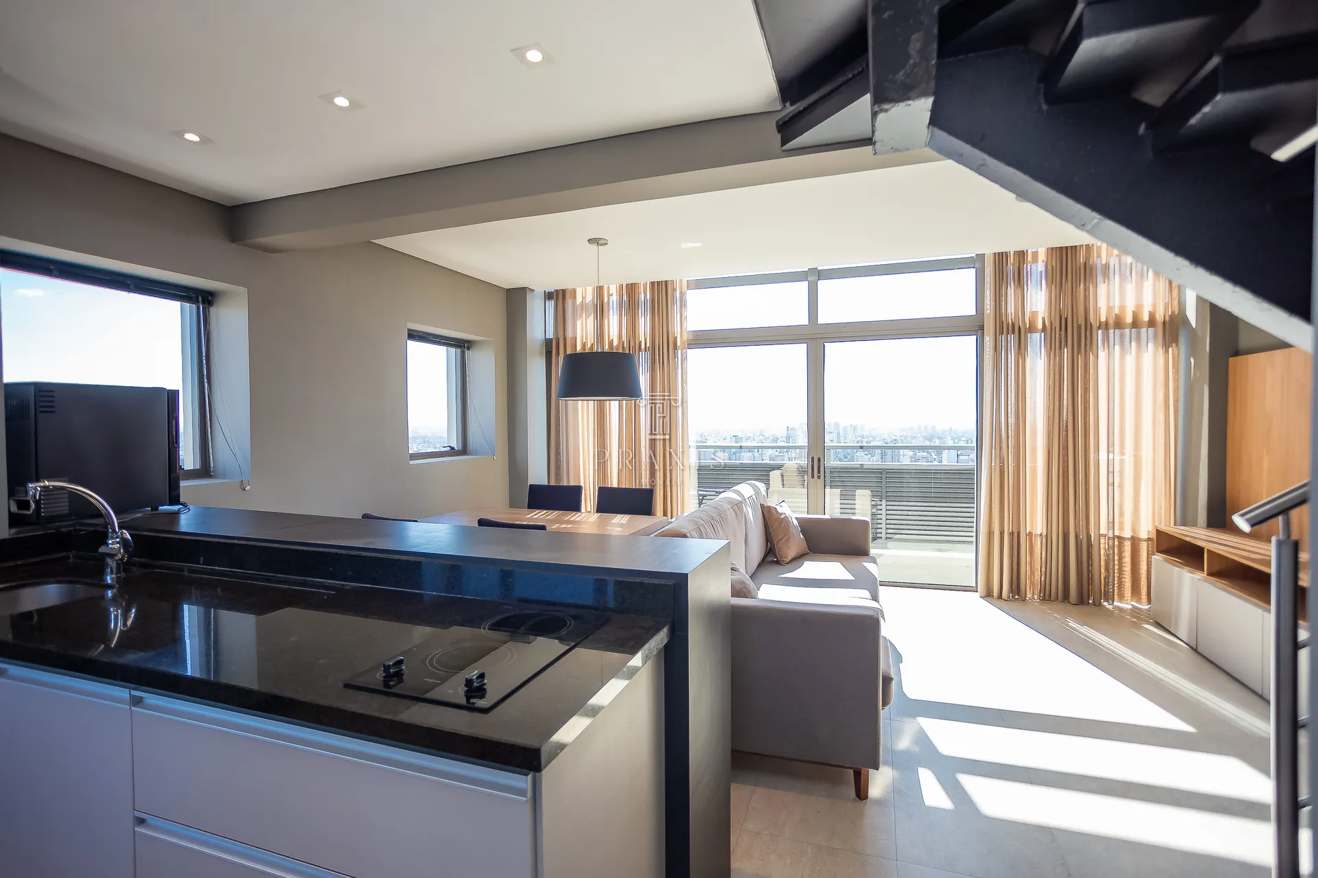 2-bedroom apartment with a home office — photo 3