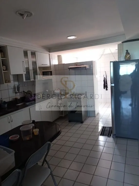 Furnished 113 m² apartment with balcony and 3 bedrooms — photo 13
