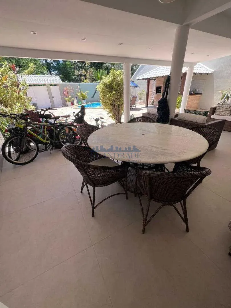 Casa com cozinha fechada e fogão a gás — photo 11