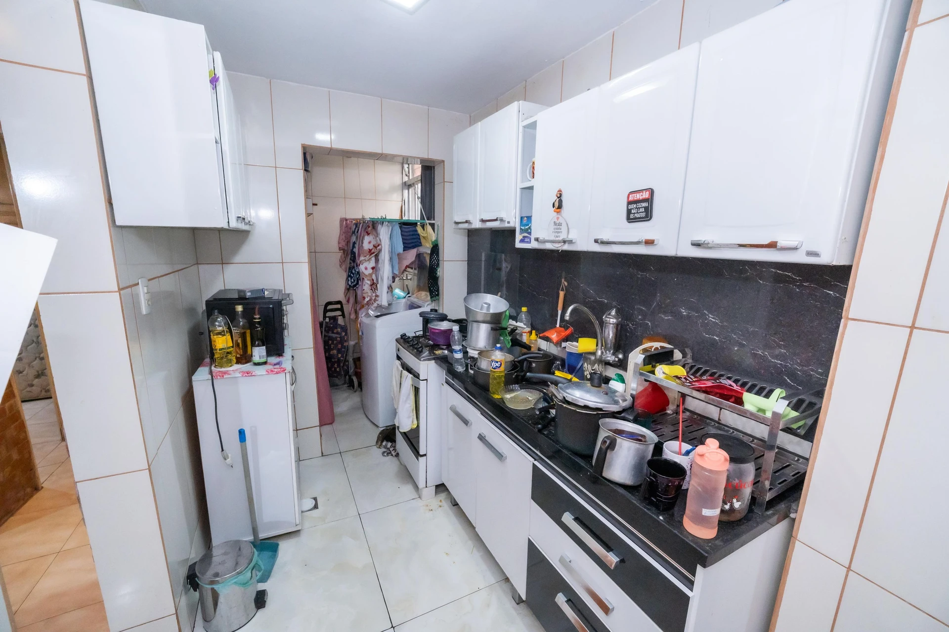 Furnished 2-bedroom apartment with 1 bathroom — photo 29