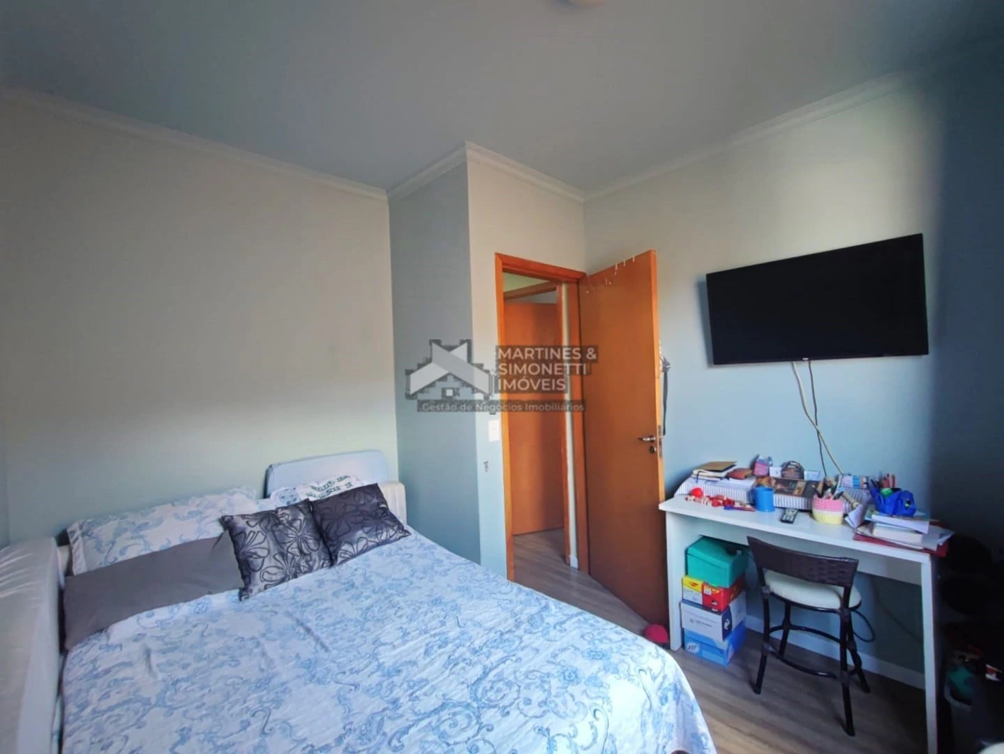 3-bedroom house with a walk-in closet in Curitiba — photo 10