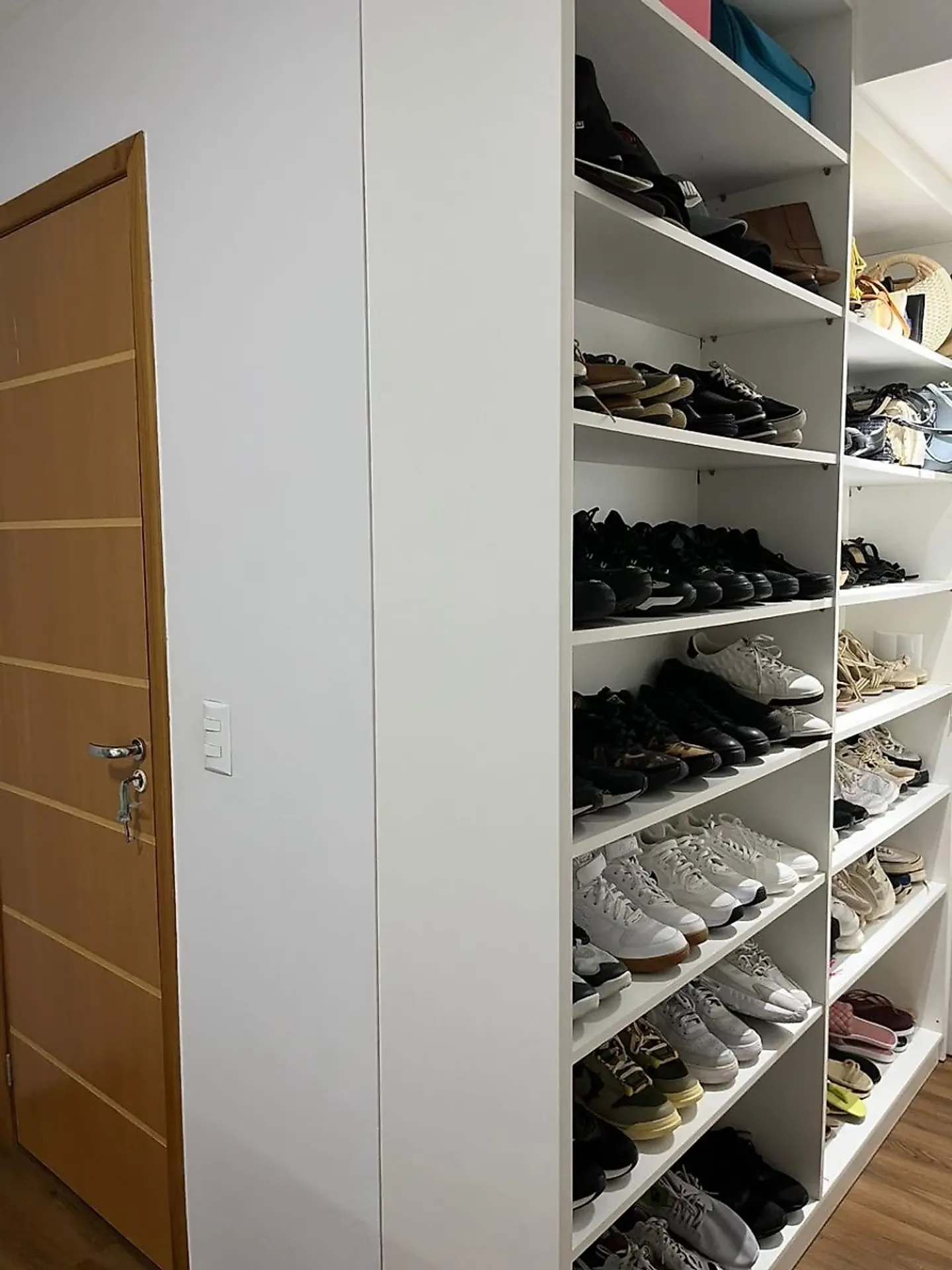 2-bedroom apartment with 18000 m² and 1 parking space — photo 6