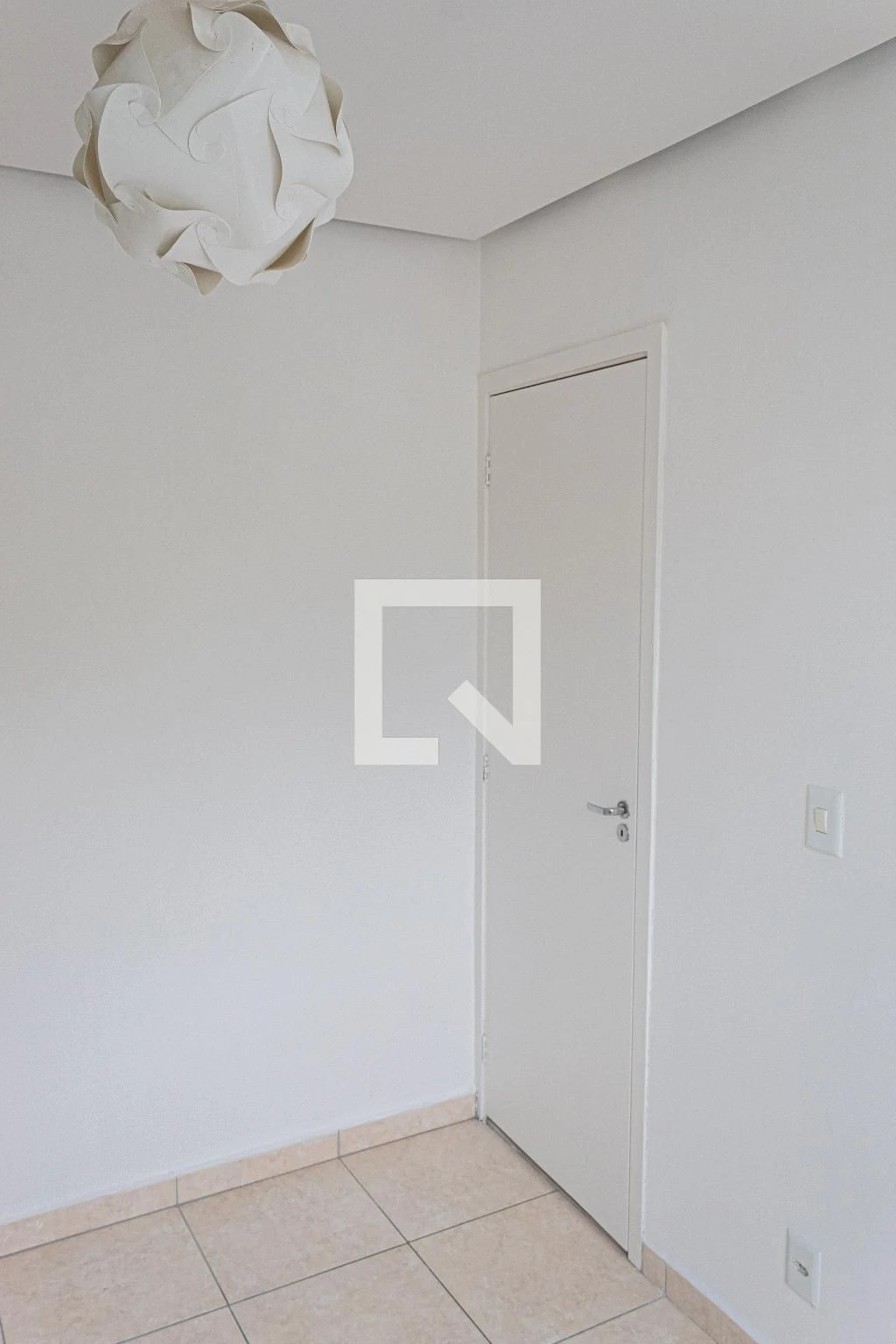 Walk-in closet in a 2-bedroom apartment, 49 m² — photo 20