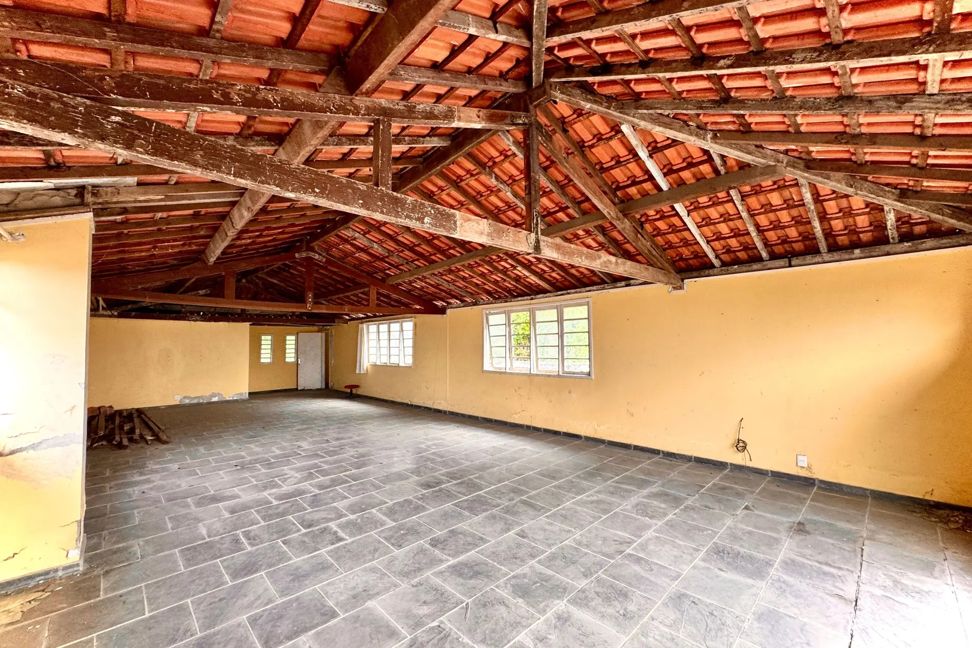 Casa, 888 m², com banheira — photo 27