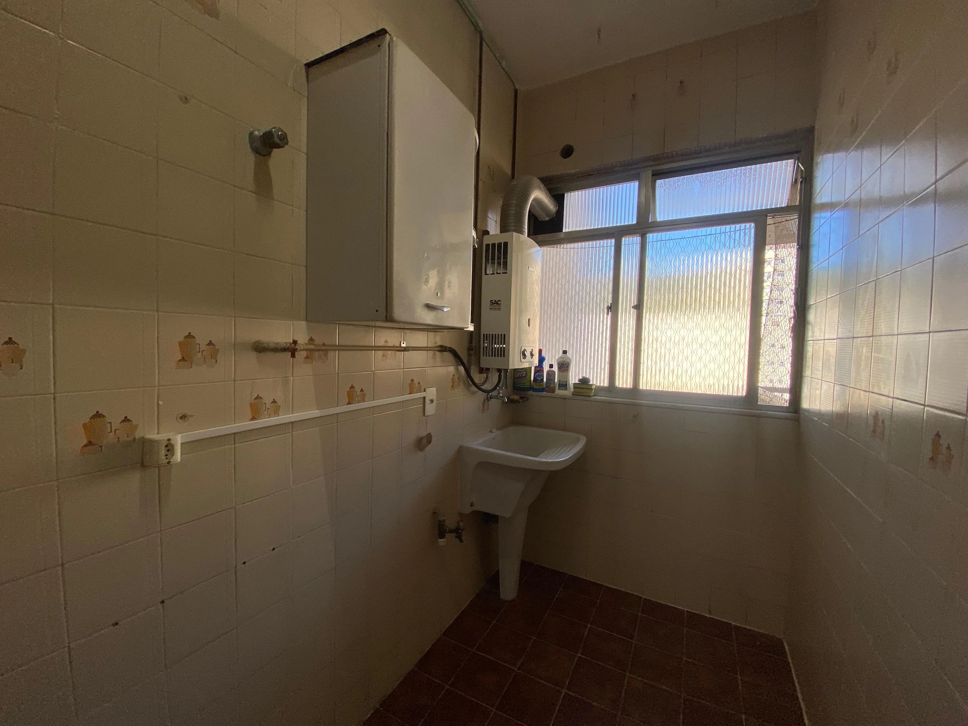 Орендна квартира з 3 спальнями та балконом — photo 31