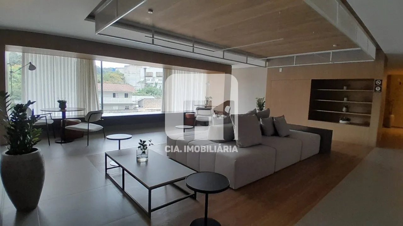 Furnished apartment with 2 en-suite bedrooms — photo 10