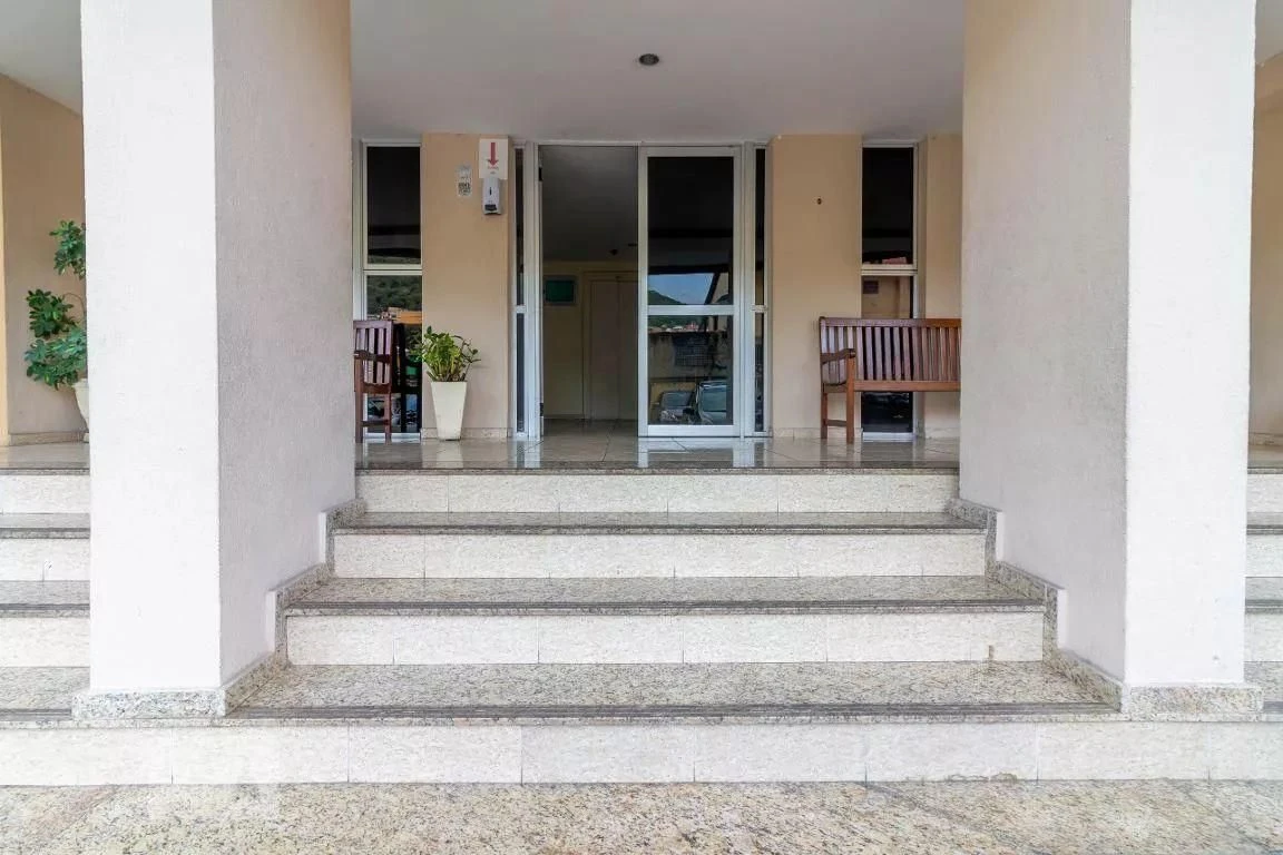 Apartamento amueblado con aire acondicionado y 2 dormitorios — photo 23