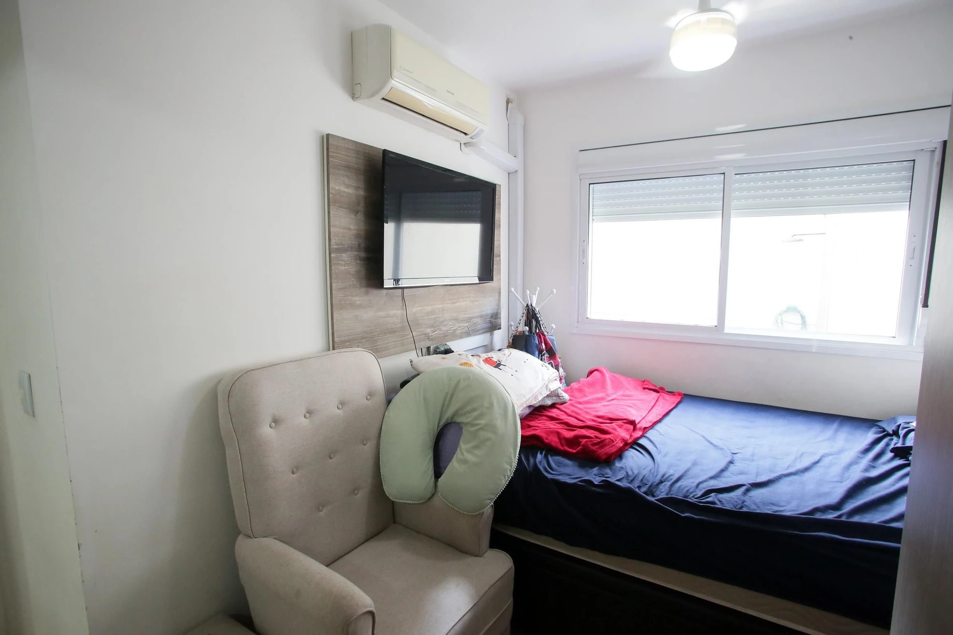 Furnished apartment with 2 bedrooms and open-plan gas kitchen — photo 21