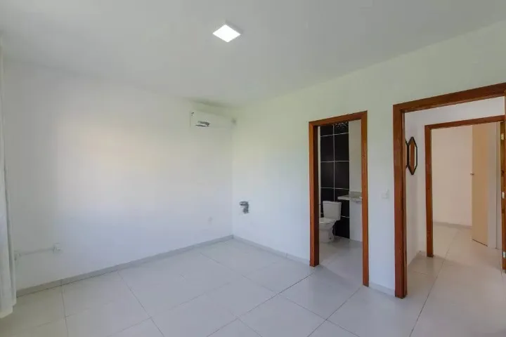 3-bedroom house with private garden and BBQ — photo 24