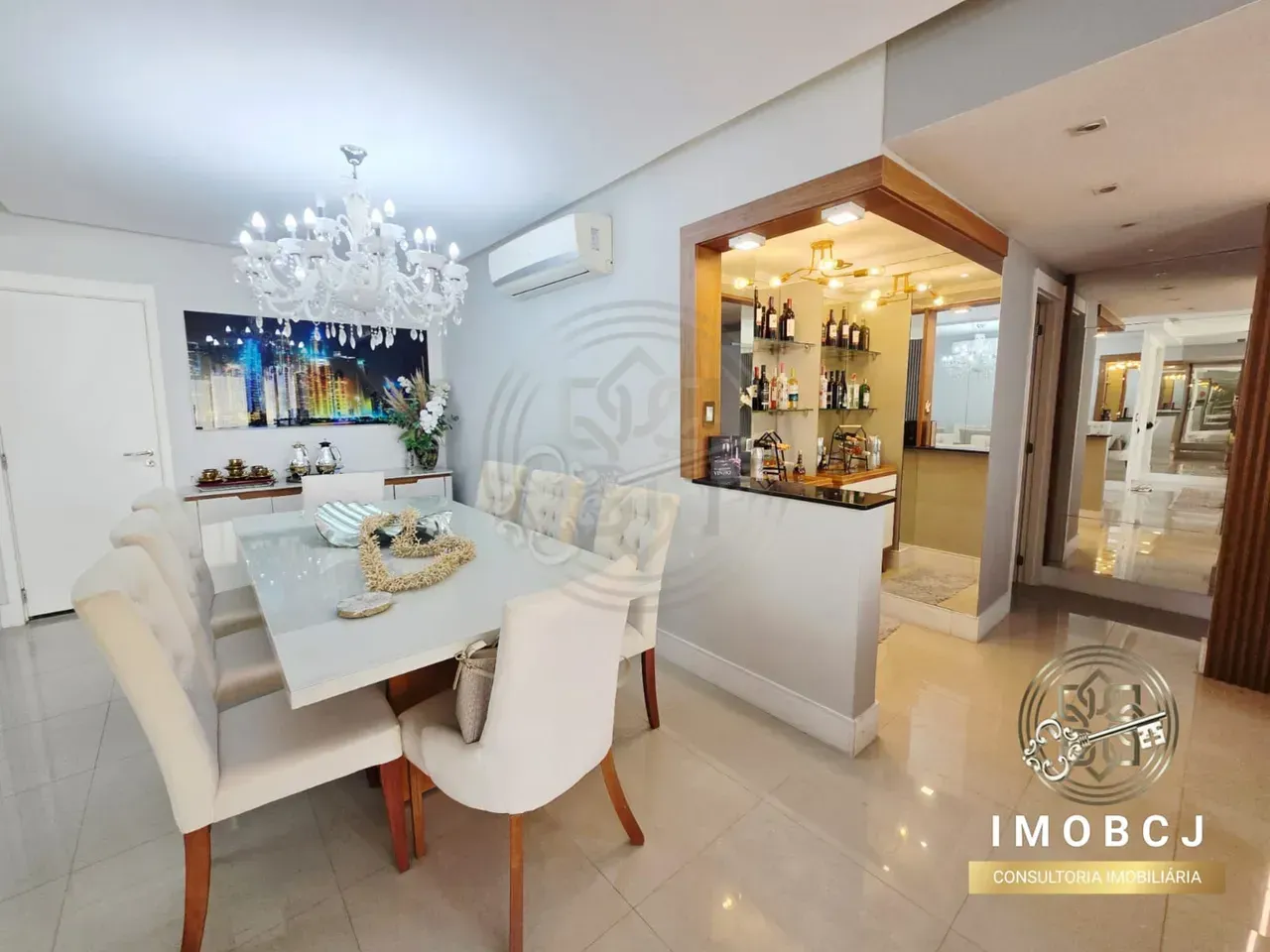 Apartamento mobiliado com 3 quartos e 146 m² — photo 3