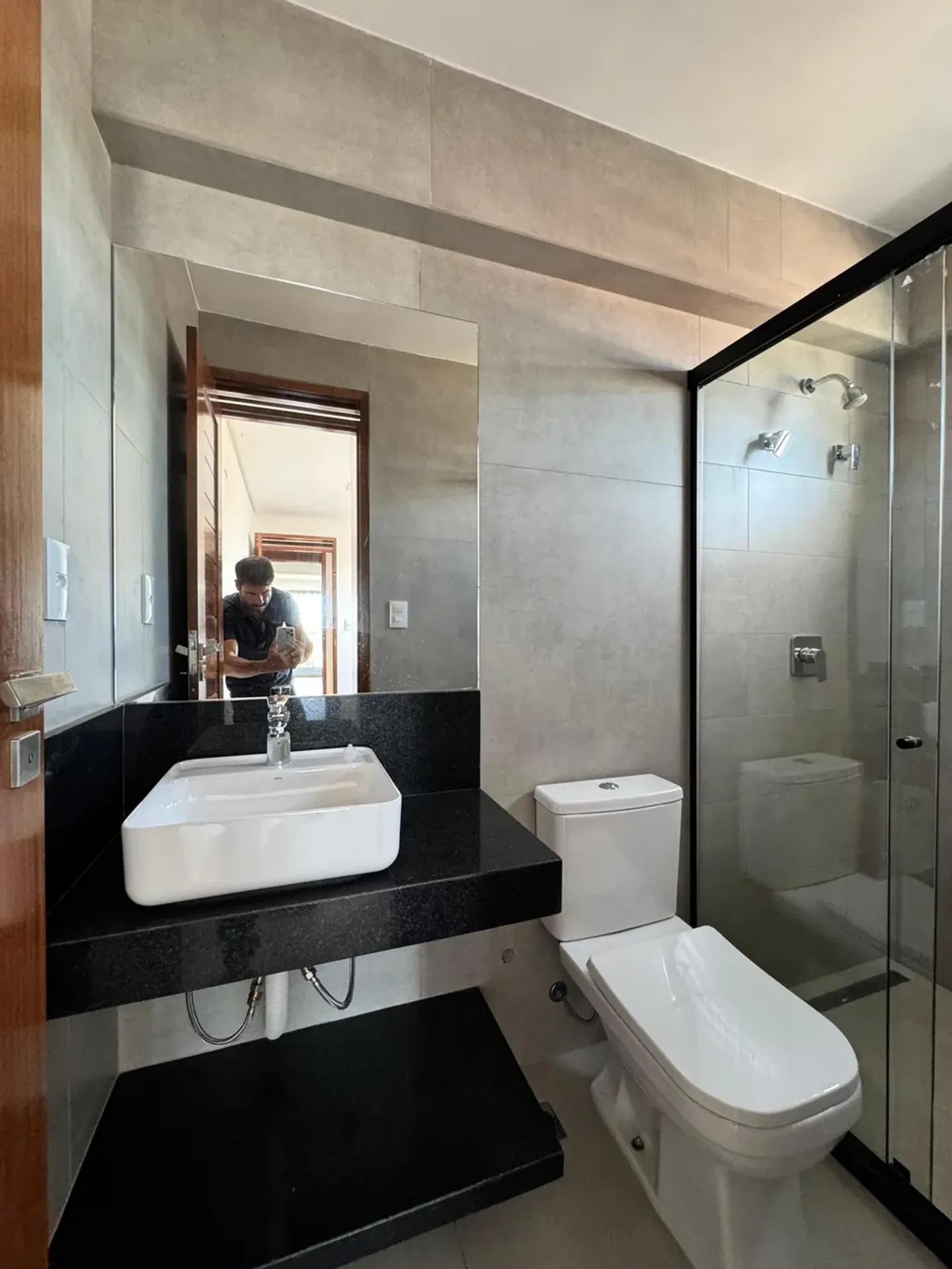 Квартира 145 м² з 4 спальнями-сюїтами та паркуванням — photo 28