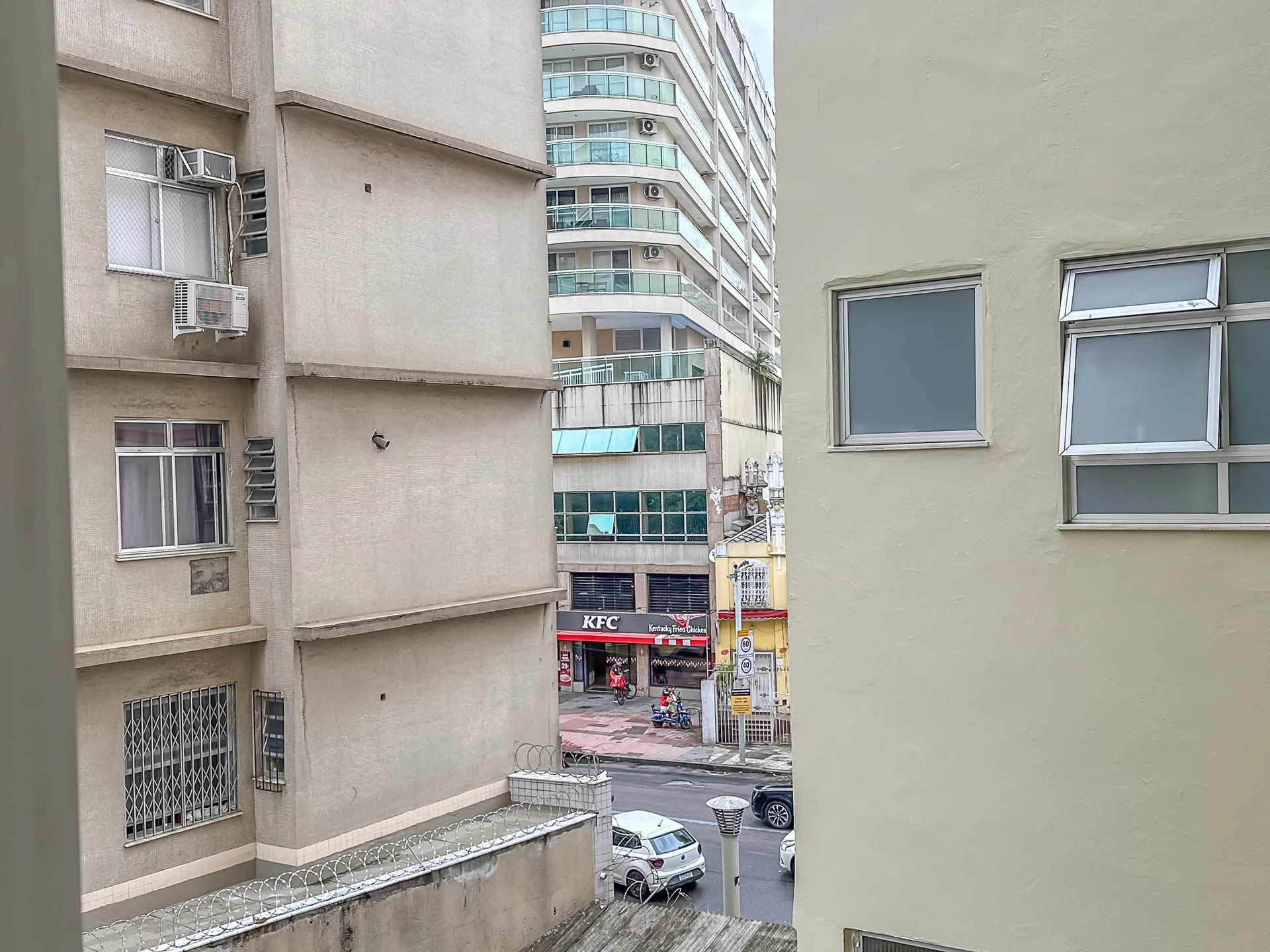 Apartamento mobiliado com 2 quartos e 1 banheiro — photo 33
