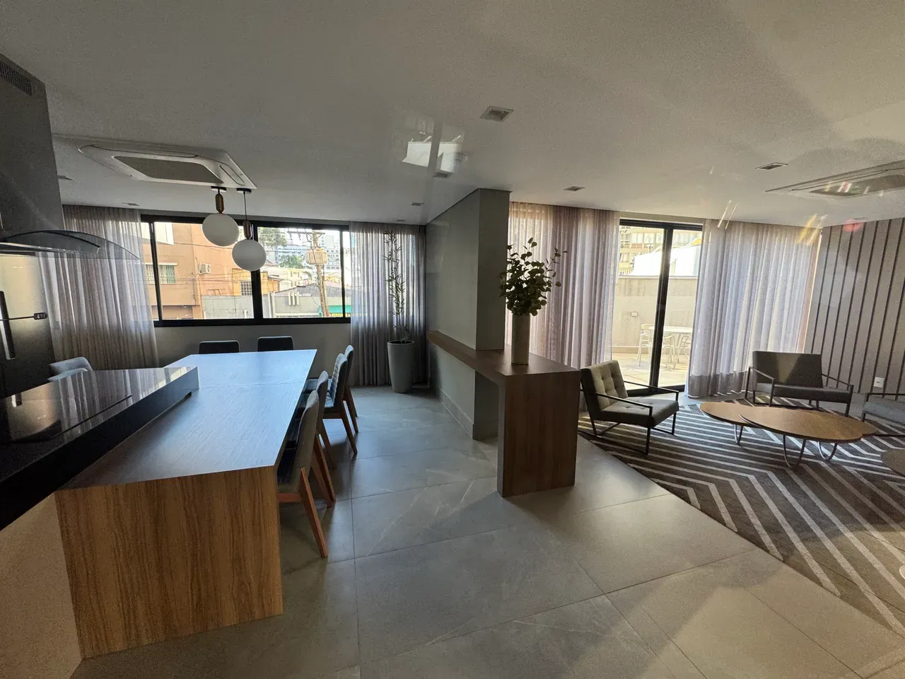 Apartamento mobiliado de 1 quarto com 1 vaga e terraço — photo 23