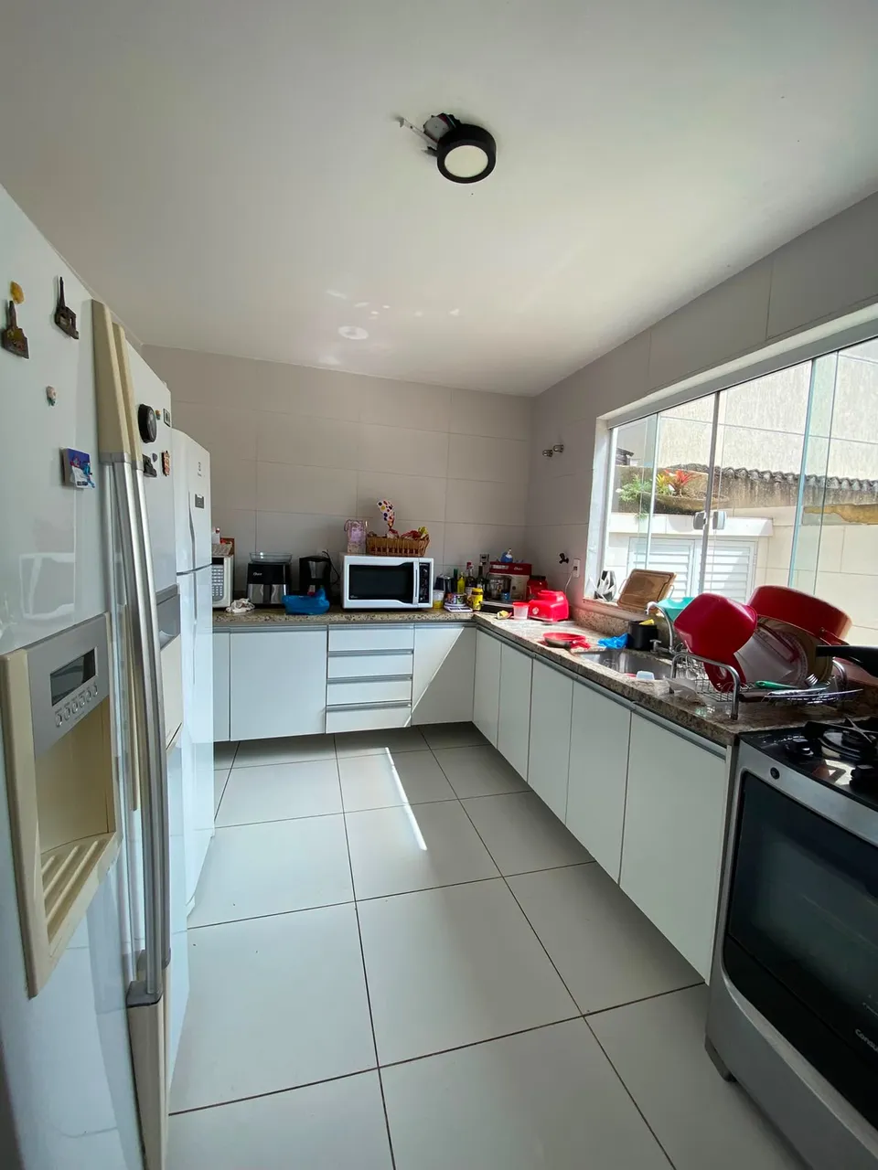 Casa amueblada con 3 dormitorios y cocina cerrada moderna — photo 17