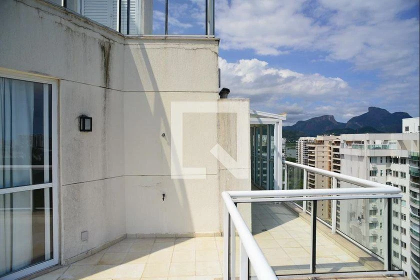 3-bedroom apartment with 225 m², 1 suite and balcony — photo 21
