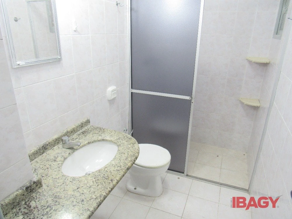3-bedroom apartment with a separate kitchen 80 m² — photo 7