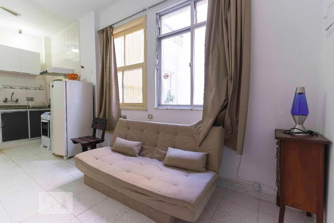 Estudio amueblado con lavadora y 1 baño