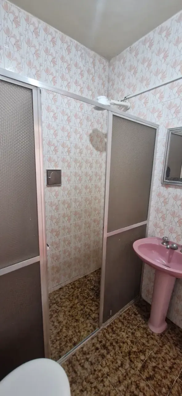Apartamento de 41 m² com box de vidro no banheiro — photo 6