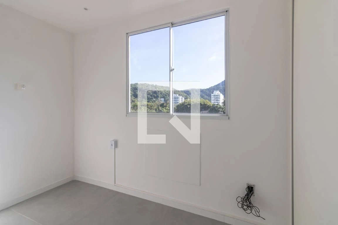 Вид на гори та 2 спальні: квартира 43 м² — photo 19