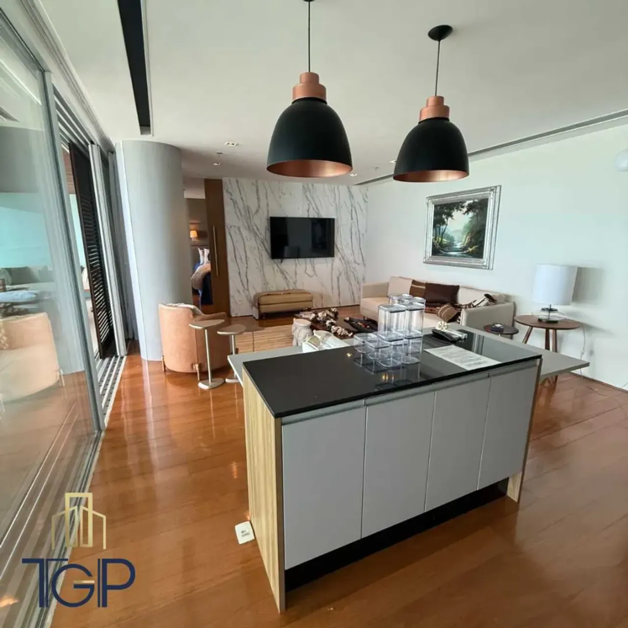 Apartamento mobiliado de 121 m² com 1 quarto e varanda — photo 2