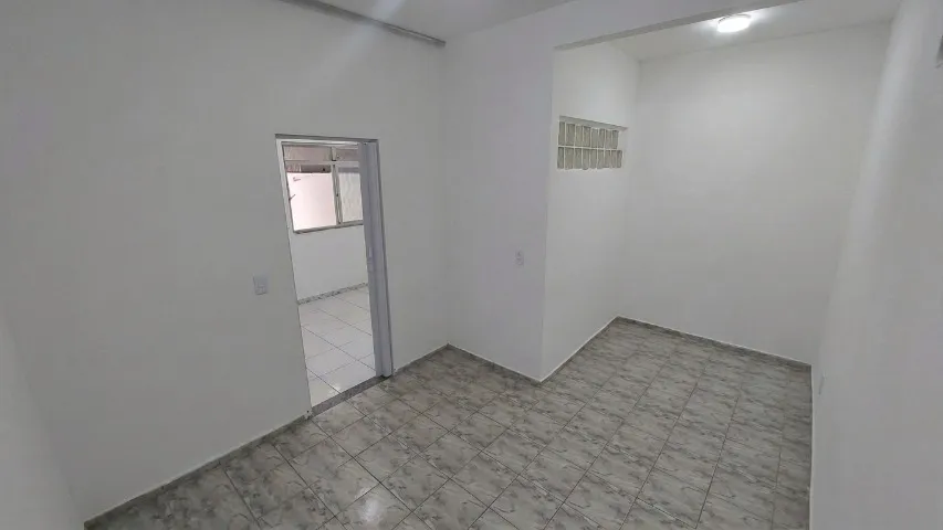 Casa com 1 quarto e 1 banheiro, 45 m², sem vaga — photo 2