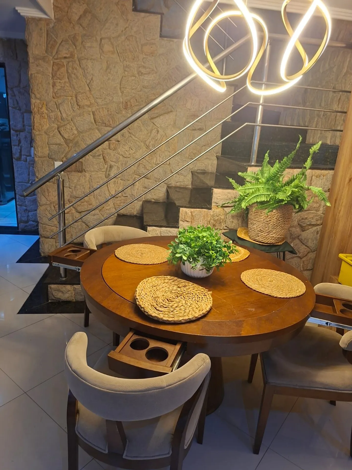 Балкон з грилем та 3 спальні: будинок 323 м² — photo 15