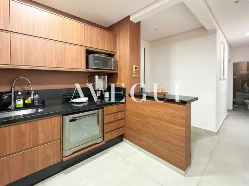 Furnished 130 m² apartment with 3 bedrooms and 3 bathrooms — photo 2