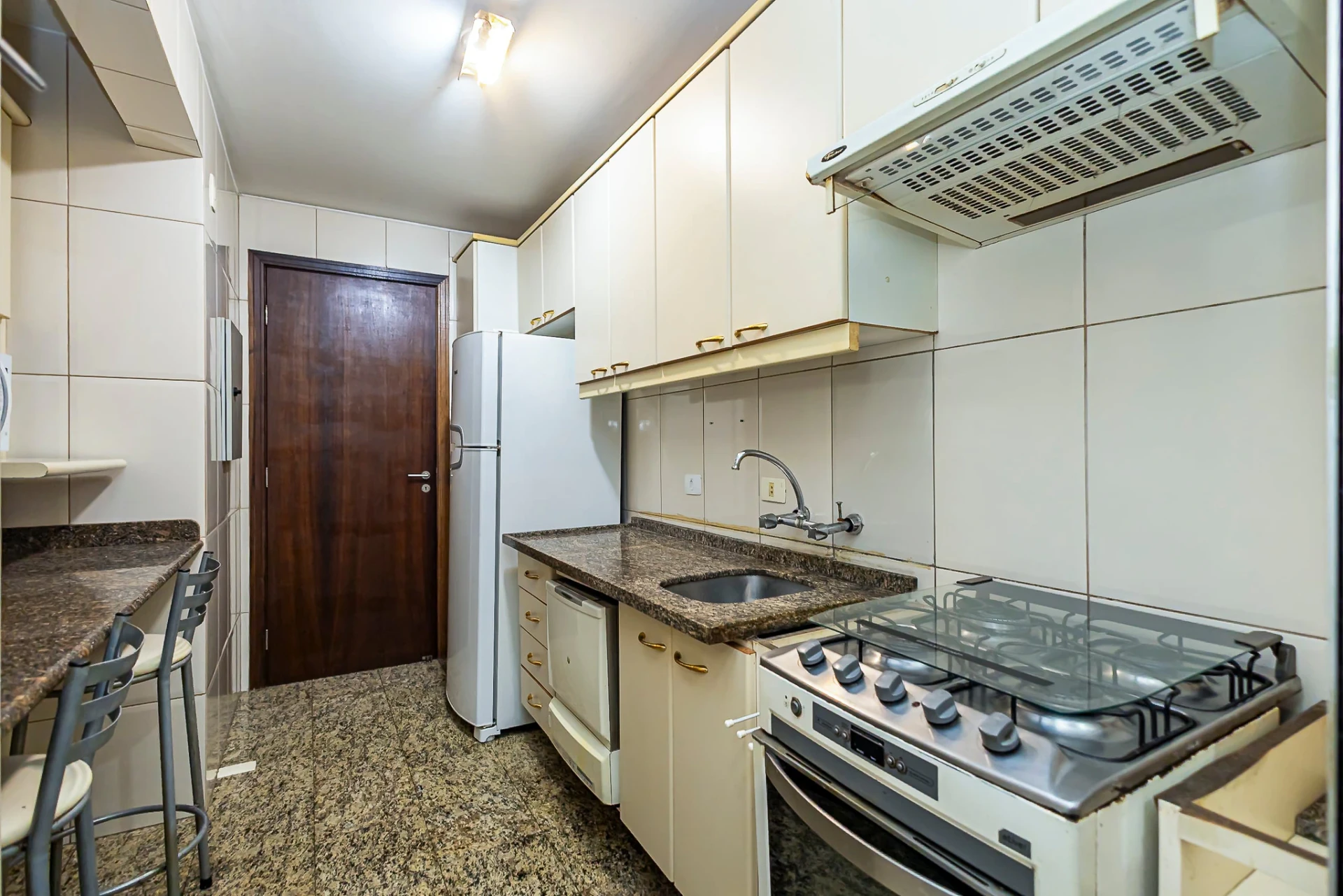Apartamento com 2 quartos e churrasqueira privativa na sacada — photo 12