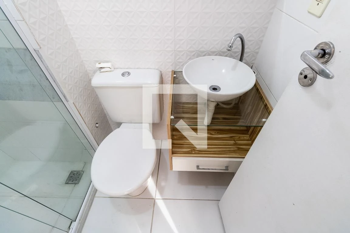 Деревянный пол или ламинат и 2 спальни: квартира 44 м² — photo 45
