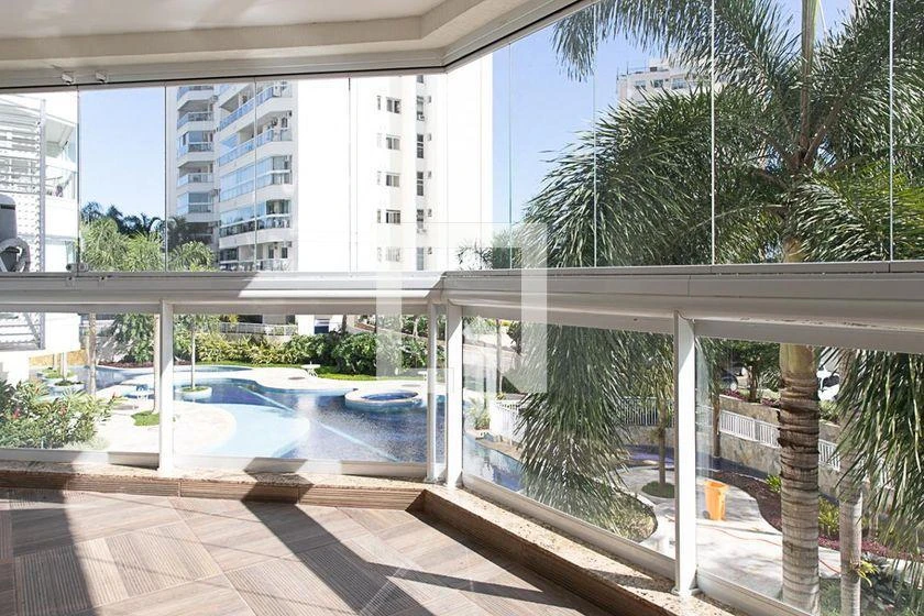 87 m² rental apartment with 3 bedrooms and 1 en-suite