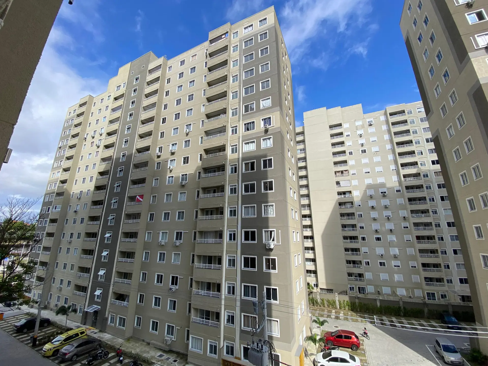 One-bedroom apartment with a grill on the balcony — photo 20
