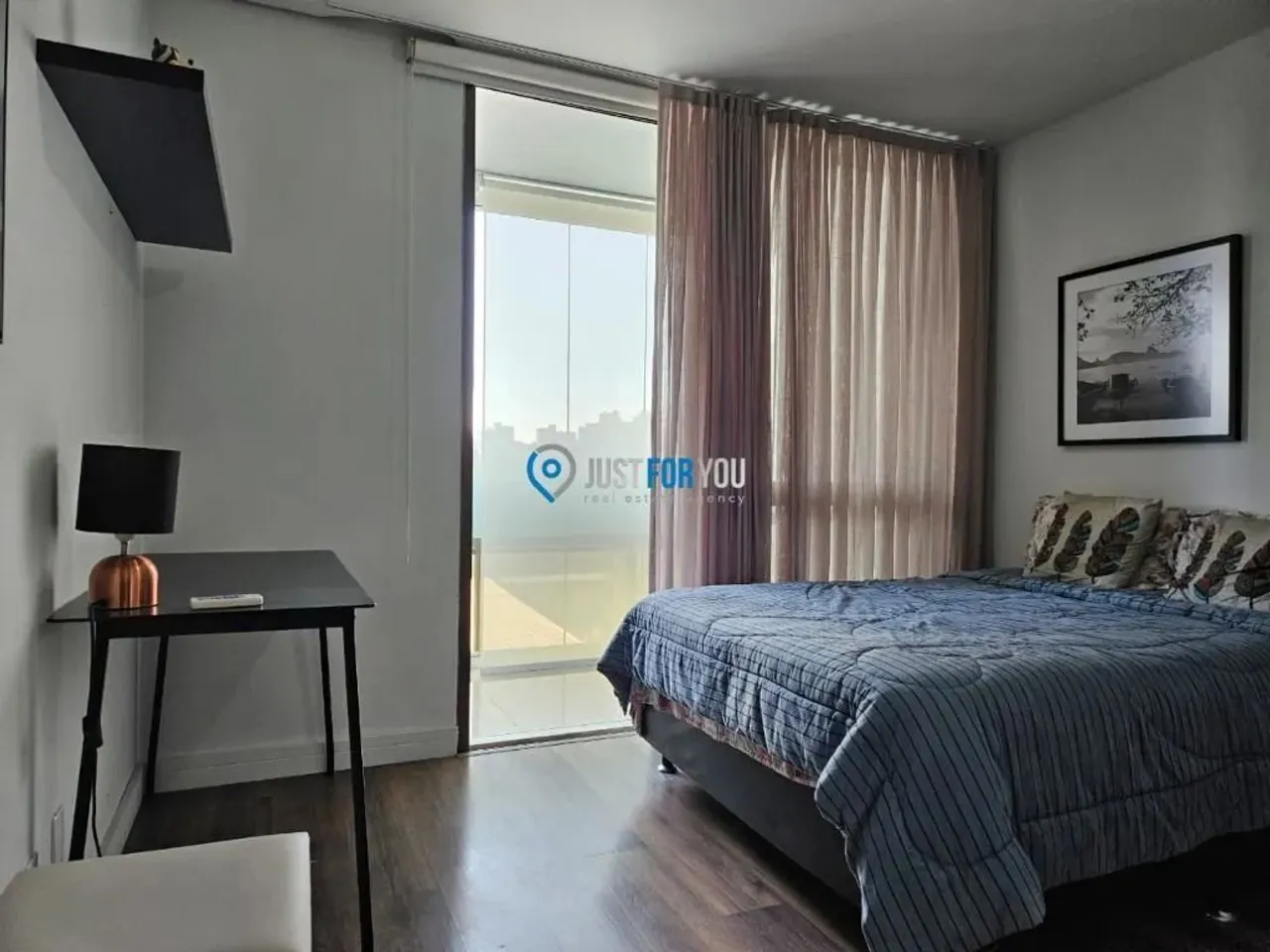 Apartamento mobiliado com 2 quartos e 2 banheiros, 100 m² — photo 4