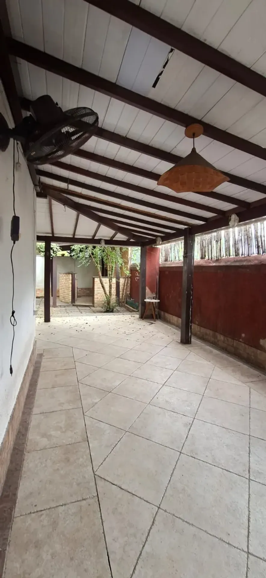 Triplex house with 4 bedrooms, 3 baths and 2 parking — photo 17