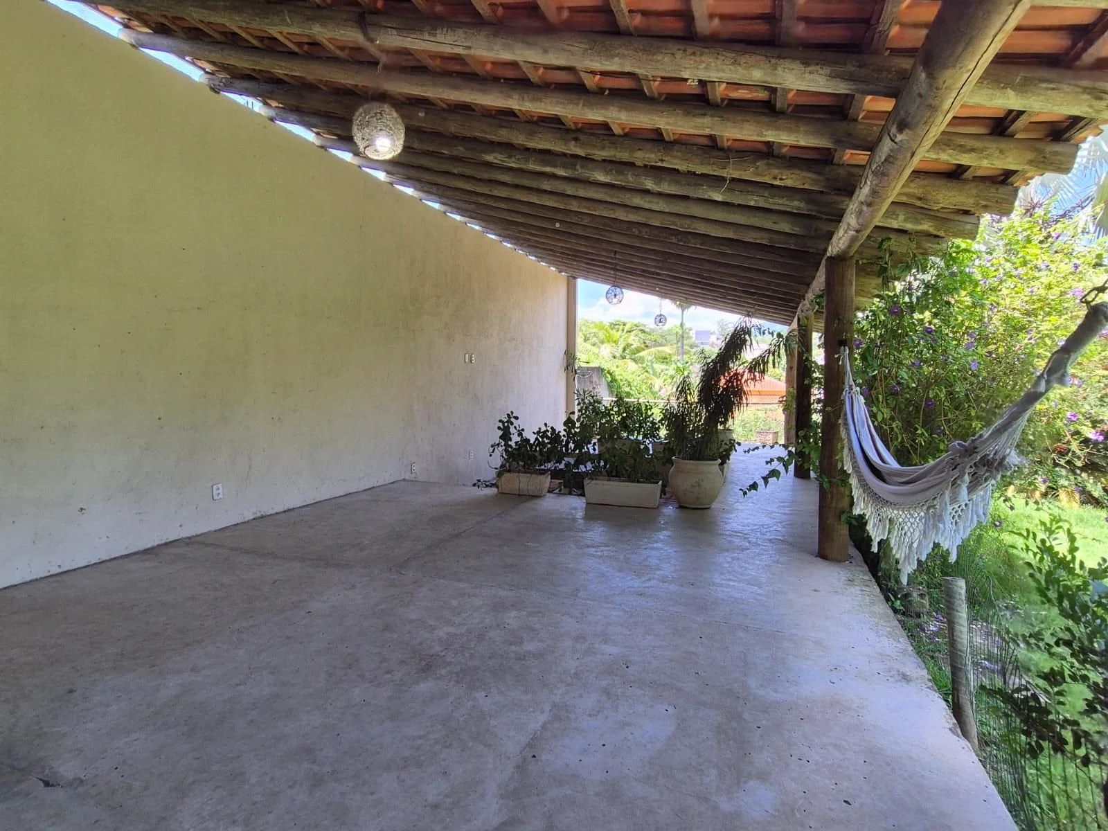 Furnished house, 2100 m², with a grill on the balcony — photo 4