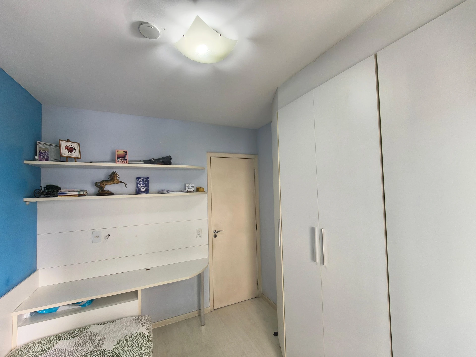 Unfurnished 3-bedroom apartment with balcony and 2 parking — photo 33