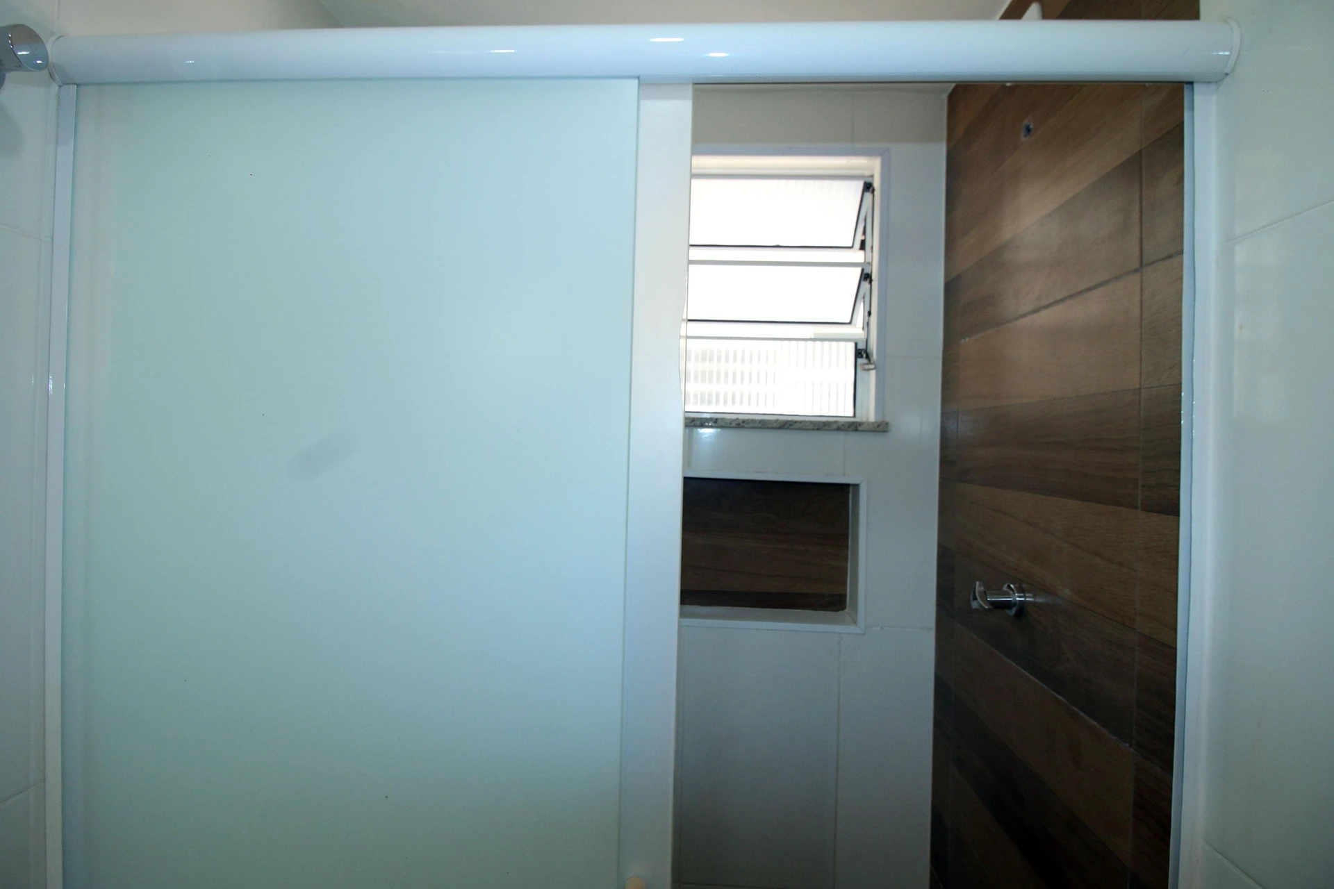 Apartment, 48 m², with wood or laminate floors — photo 11