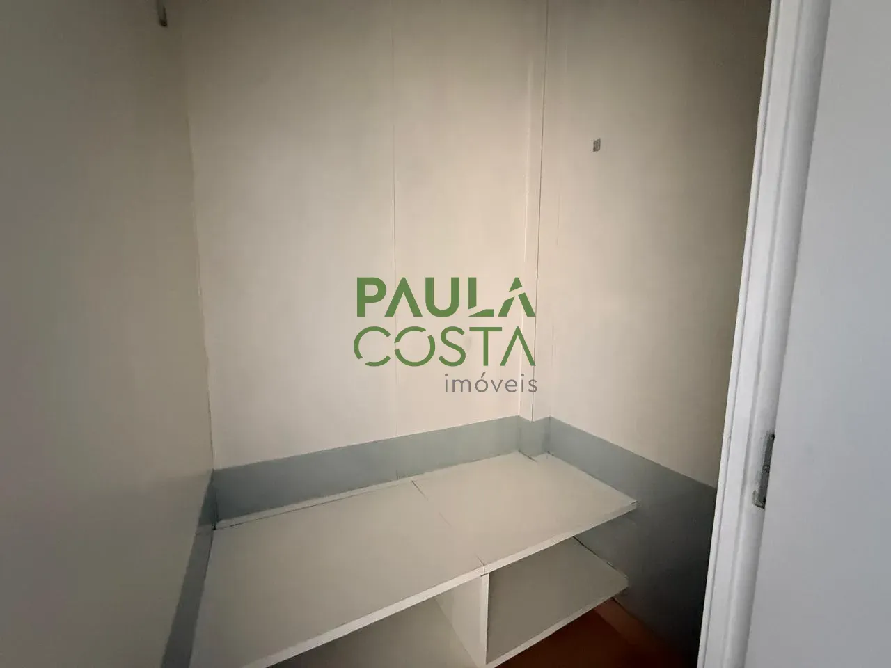 Furnished house with 5 bedrooms and 756 m² plus 4 parking — photo 11