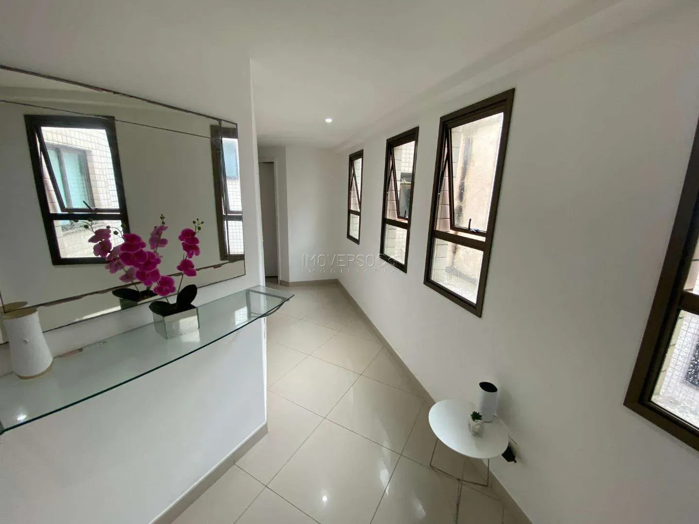 Apartment with 5 bedrooms and 5 bathrooms plus balcony — photo 34