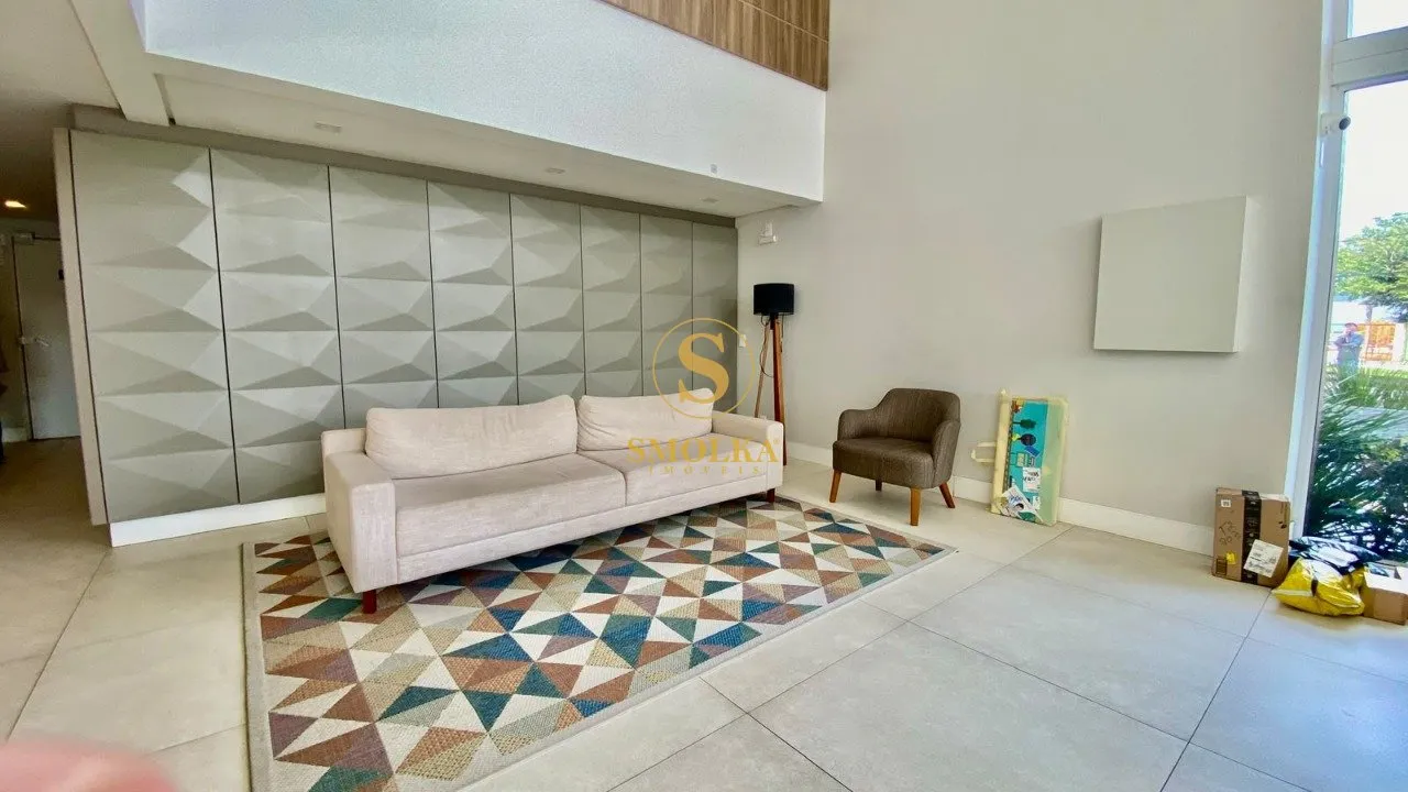 Departamento con balcón cerrado con vidrio en Florianópolis — photo 21