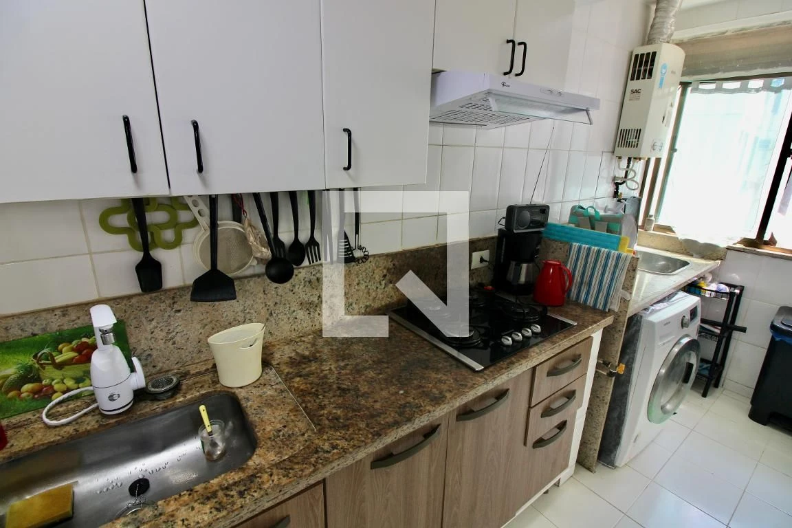 Furnished 2-bedroom apartment with 2 bathrooms — photo 6