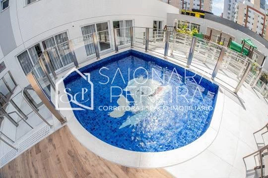 Застеклённый балкон и 3 спальни: квартира 102 м² — photo 8