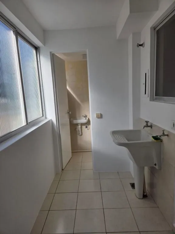 Apartamento de 2 dormitorios con 84 m² y garaje — photo 30