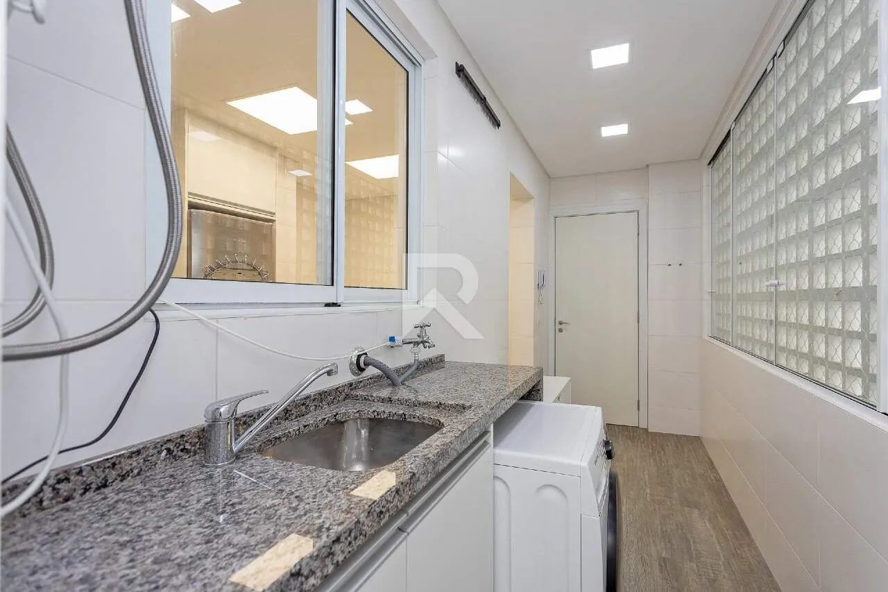 3-bedroom apartment with 140 m² and 1 parking spot — photo 47