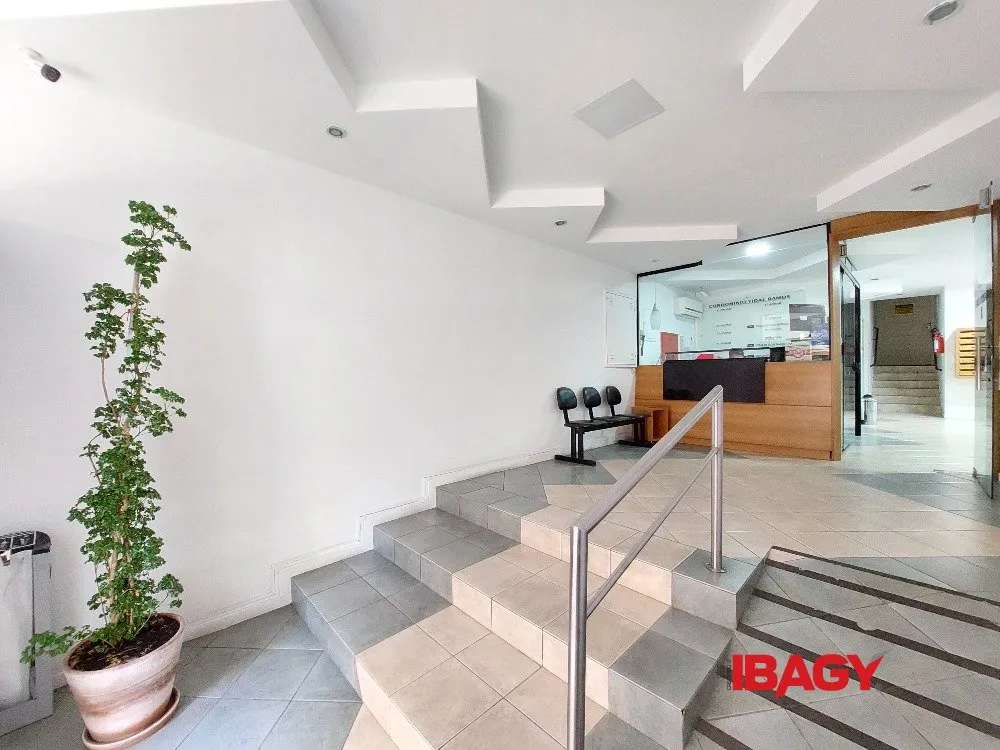 Apartamento de 1 dormitório com área de serviço e 35 m² — photo 15