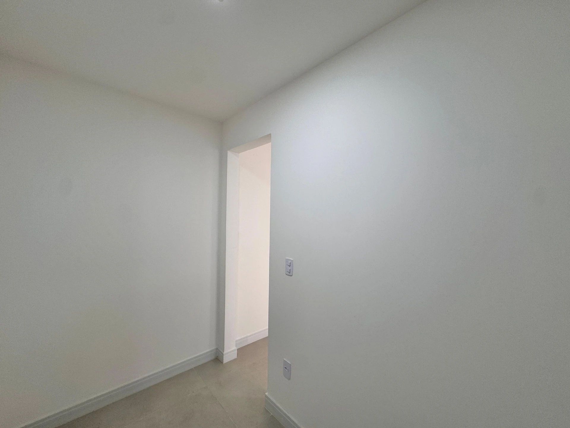 Condo house with 4 en-suite bedrooms and private yard — photo 48