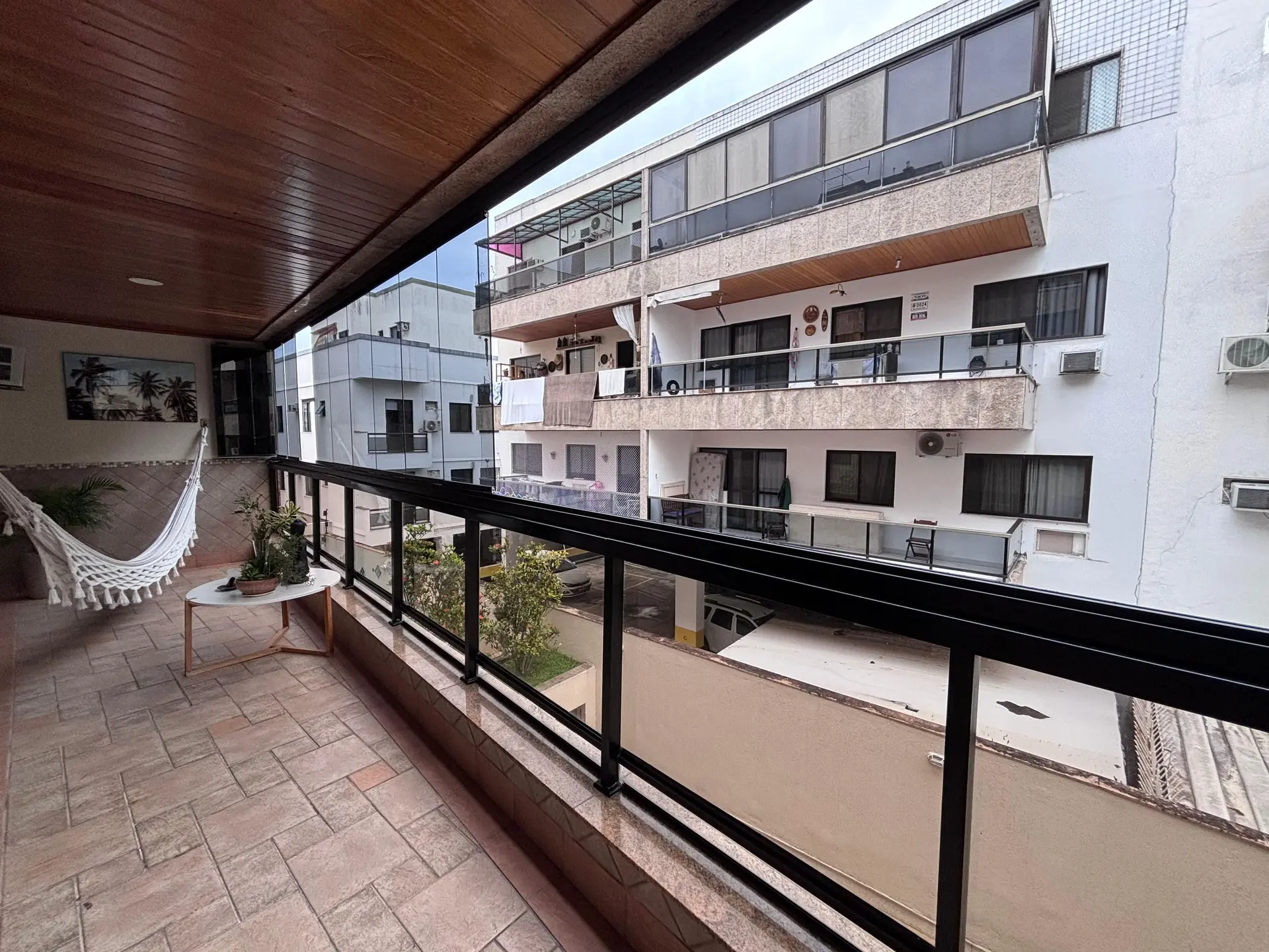 Apartamento mobiliado com 3 quartos e varanda — photo 3