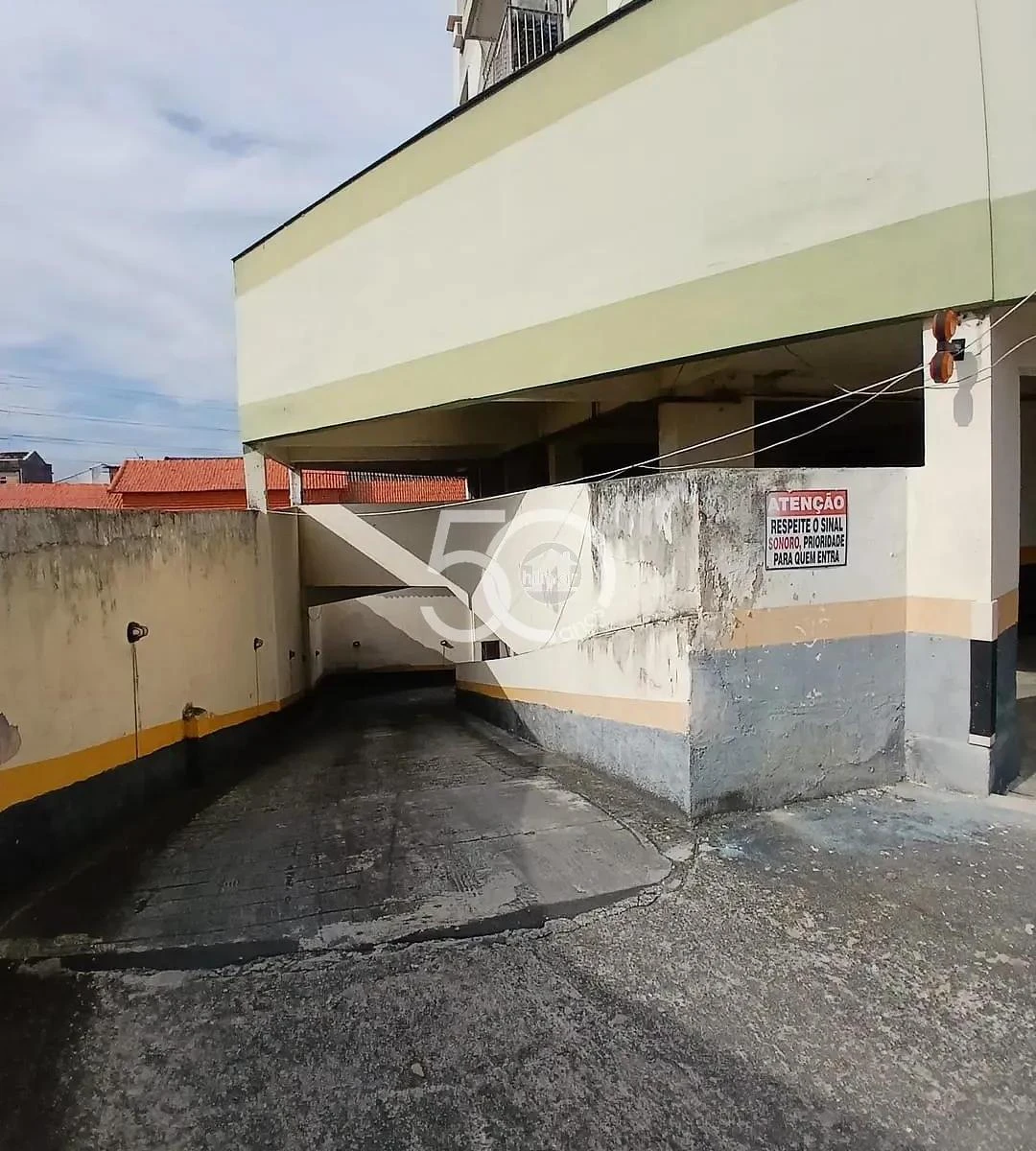 Apartamento de 1 quarto com garagem e lazer no prédio — photo 3