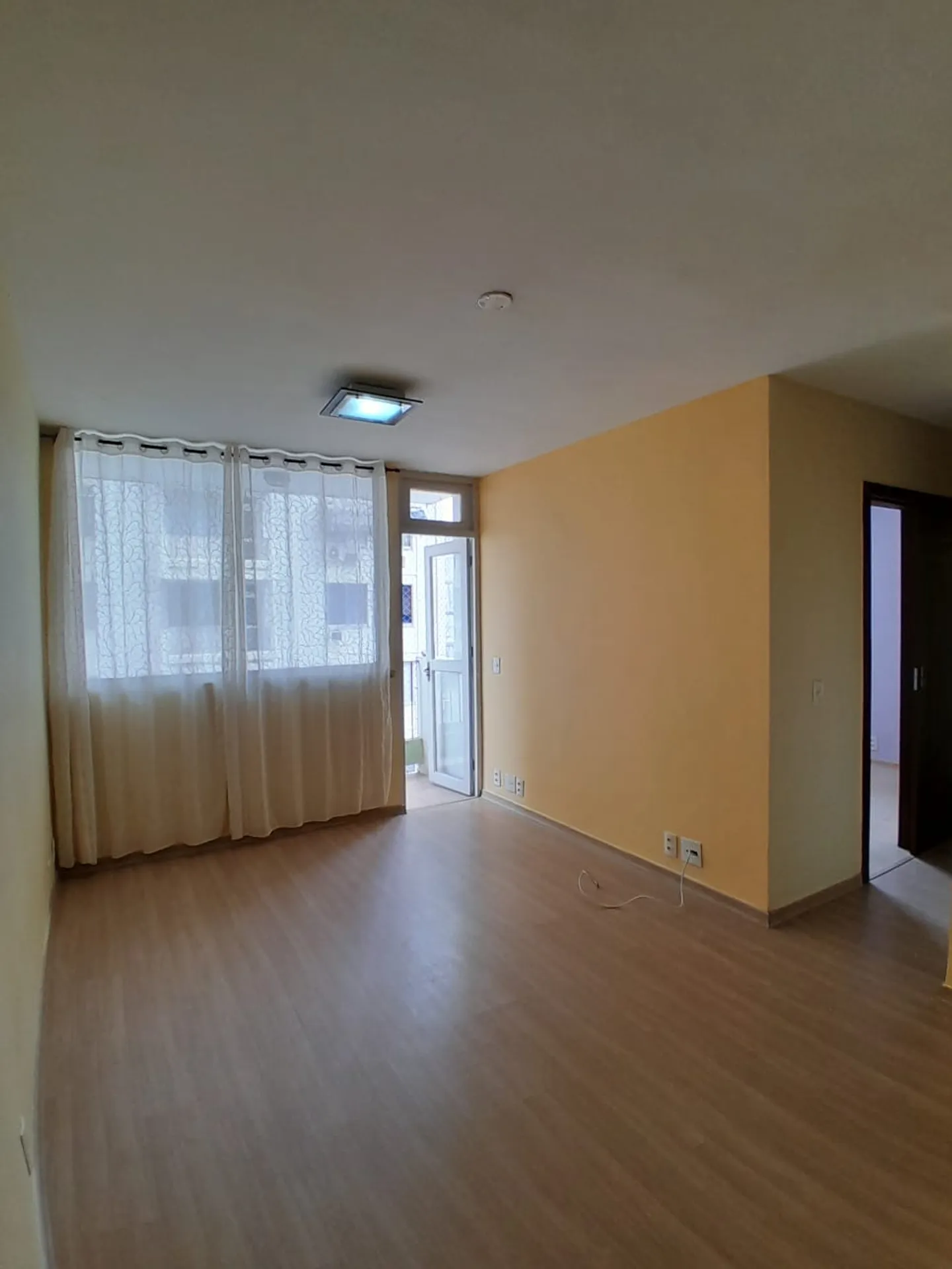 2-bedroom apartment with a home office — photo 5